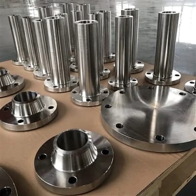 FLANȘE CU GÂT SUDAT DIN ALIAJ NICHEL-CROM INCONEL 6600, CLASA 900#, EXPEDIATE PENTRU PROIECTE DE INGINERIE PETROLIERĂ DIN SUA