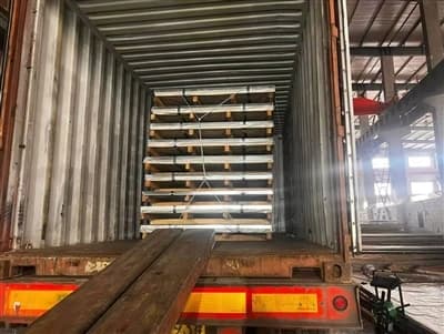 Plăci din oțel inoxidabil 2205 — expediate în Moldova