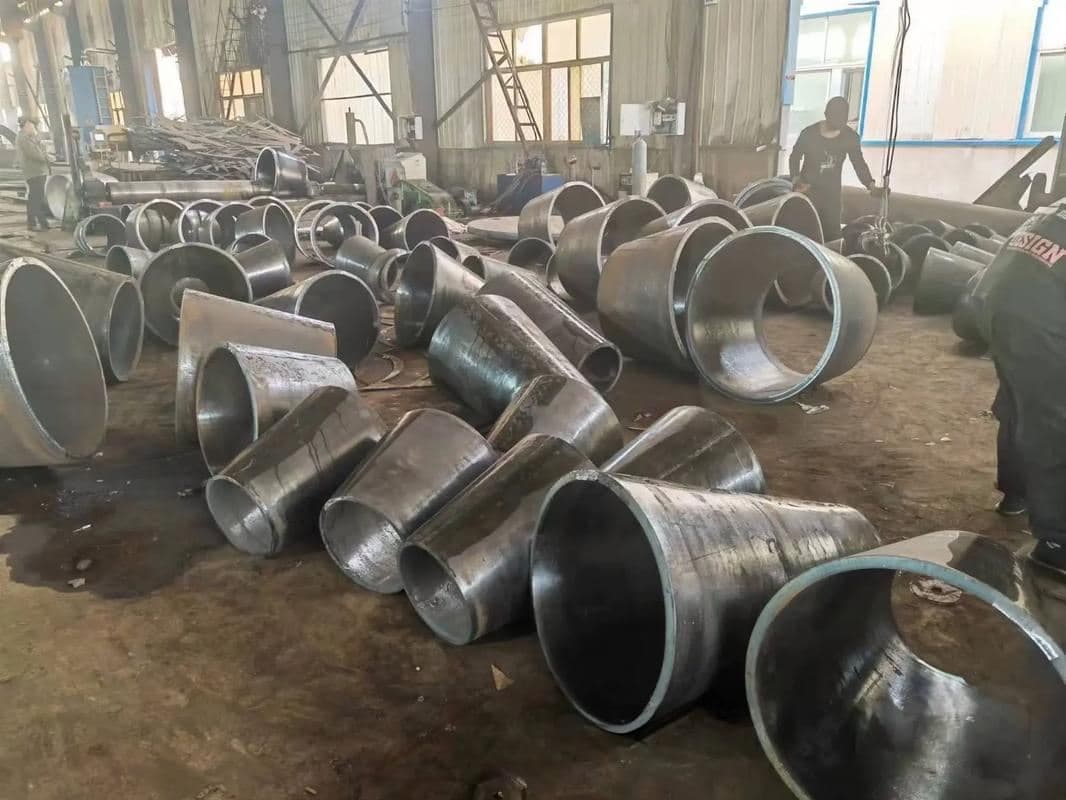 Țeavă de reducție A335 P92 910×810×32mm expediată în Vietnam